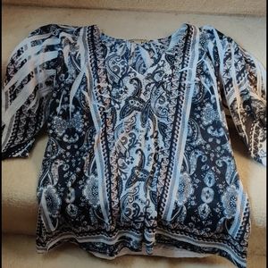 Energe large black and white blouse